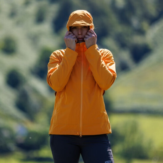 Yellow Inov-8 Venturelite Jacket Women's